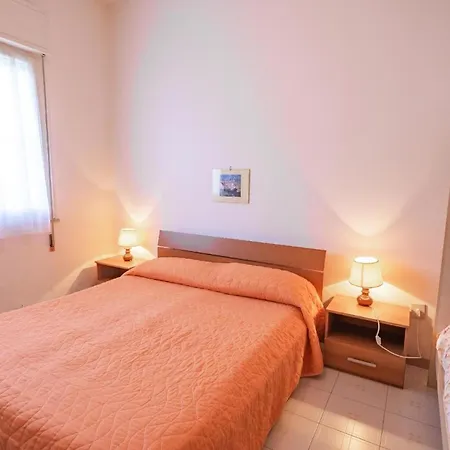 3-zimmer-fewo, Erdgeschoss, Zentrale Lage Mit Privatem Gefliestem Garden, Parkplatz לידו דלה נציוני